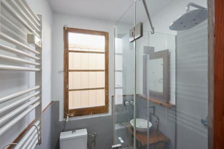 Apartamento en alquiler temporal con habitación doble en Gràcia 