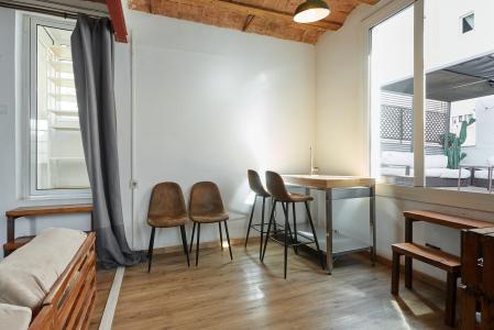 Apartamento en alquiler temporal con habitación doble en Gràcia 