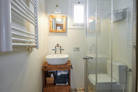 Apartamento en alquiler temporal con habitación doble en Gràcia 