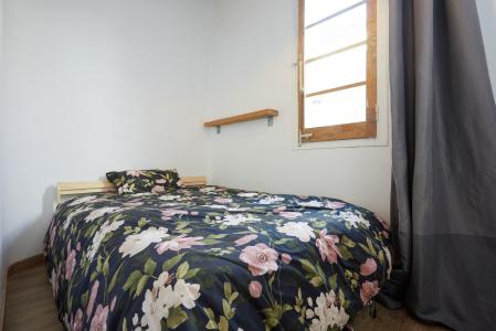 Apartamento en alquiler temporal con habitación doble en Gràcia 