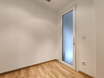 Piso en Alquiler en Barcelona Rosselló - Entença