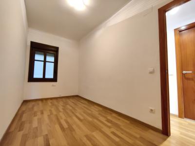 Piso en Alquiler en Barcelona Rosselló - Entença