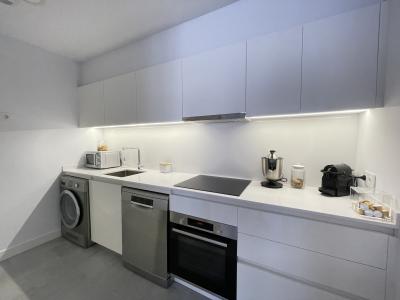Apartamento en alquiler temporal con dos habitaciones y piscina en Gràcia