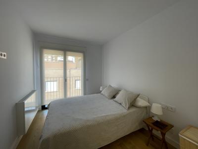 Apartamento en alquiler temporal con dos habitaciones y piscina en Gràcia