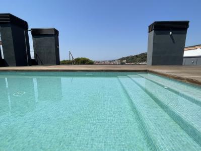 Apartamento en alquiler temporal con dos habitaciones y piscina en Gràcia