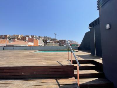 Apartamento en alquiler temporal con dos habitaciones y piscina en Gràcia
