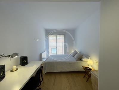 Apartamento en alquiler temporal con dos habitaciones y piscina en Gràcia