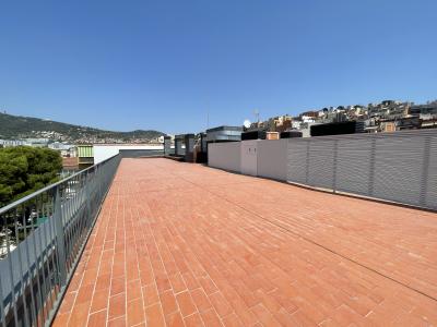 Apartamento en alquiler temporal con dos habitaciones y piscina en Gràcia