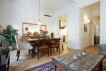 Pis en Lloguer a Barcelona Pau Claris - Consell De Cent