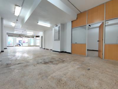 Commercial à louer à Barcelona Llull - Espronceda (precio + Iva)