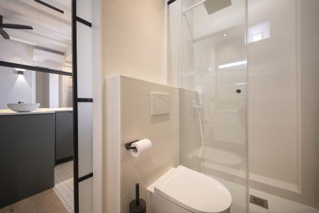 Inmueble Amueblado de 38 m² en Ciutat Vella con Terraza y Vistas al Mar