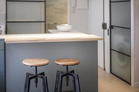 Inmueble Amueblado de 38 m² en Ciutat Vella con Terraza y Vistas al Mar