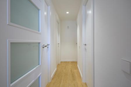 Alquiler de temporada en Ciutat Vella: Apartamento con balcón y despacho