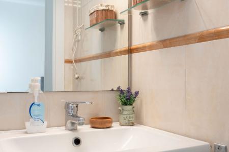 Inmueble en L’Hospitalet de 65 m² con 2 habitaciones y balcón