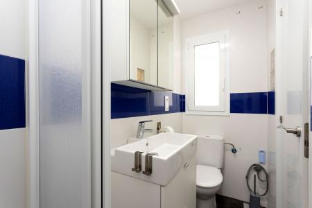 Inmueble en L’Hospitalet de 65 m² con 2 habitaciones y balcón