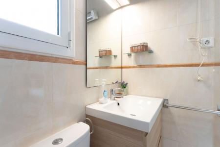 Inmueble en L’Hospitalet de 65 m² con 2 habitaciones y balcón