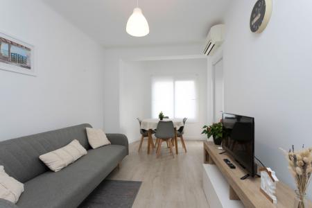 Inmueble en L’Hospitalet de 65 m² con 2 habitaciones y balcón