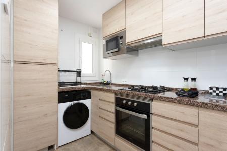 Inmueble en L’Hospitalet de 65 m² con 2 habitaciones y balcón