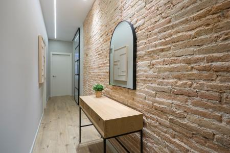 Pis en Lloguer a Barcelona Milans - Avinyó (10 Months Minimum)