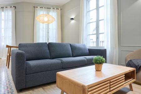 Pis en Lloguer a Barcelona Milans - Avinyó (10 Months Minimum)