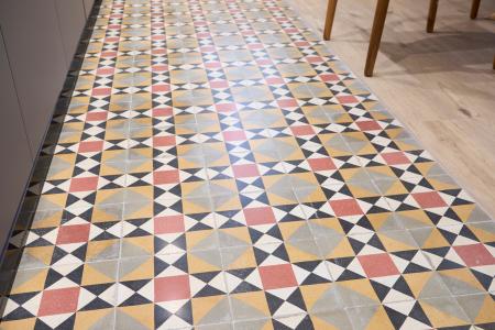 Pis en Lloguer a Barcelona Milans - Avinyó (10 Months Minimum)