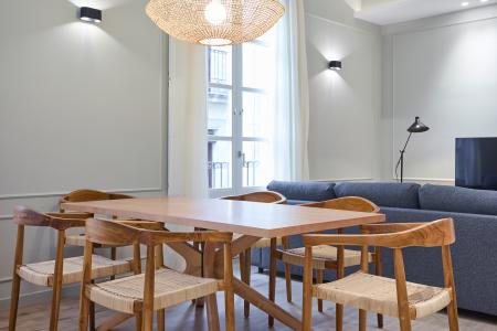 Pis en Lloguer a Barcelona Milans - Avinyó (10 Months Minimum)