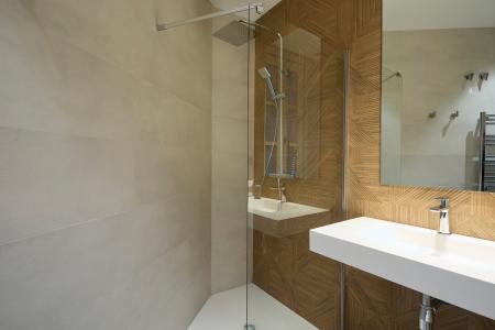 Inmueble Amueblado de 75 m² en Ciutat Vella con 2 Habitaciones Dobles