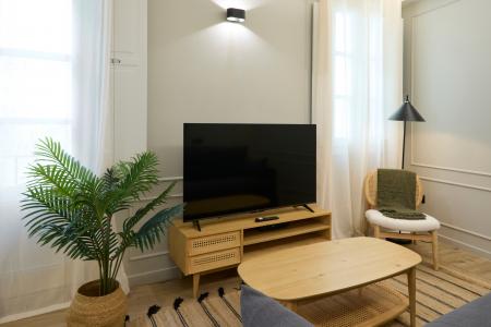 Inmueble Amueblado de 75 m² en Ciutat Vella con 2 Habitaciones Dobles