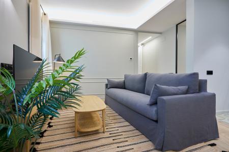 Inmueble Amueblado de 75 m² en Ciutat Vella con 2 Habitaciones Dobles