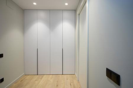 Inmueble Amueblado de 75 m² en Ciutat Vella con 2 Habitaciones Dobles