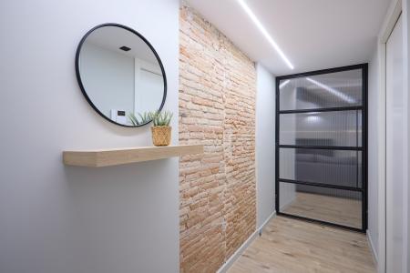 Inmueble de 74 m² en Ciutat Vella con 2 Habitaciones Dobles