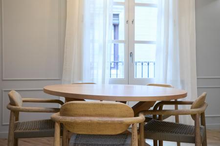 Vive en el Corazón de Ciutat Vella: Inmueble de 67 m²