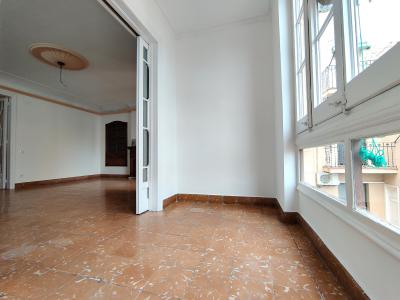 Pis en Lloguer a Barcelona Girona - Mallorca