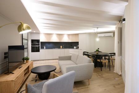 Pis en Lloguer a Barcelona Milans - Avinyó (10 Months Minimum)