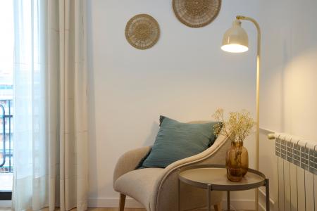 Inmueble de 79 m² en Sants con 2 Balcones