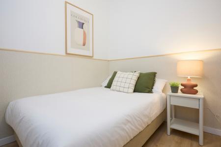 Inmueble de 79 m² en Sants con 2 Balcones