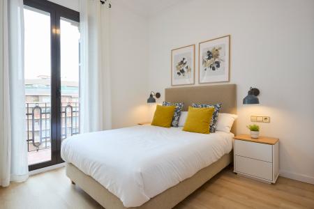 Inmueble de 79 m² en Sants con 2 Balcones