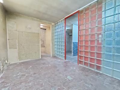 Commercial à louer à Barcelona Tres Senyores - Torrent De Les Flor (precio + Iva)