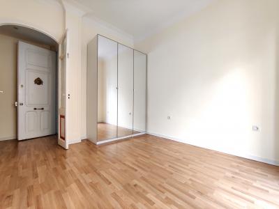 Appartement à louer à Barcelona Tres Senyores - Torrent De Les Flor