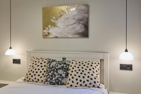 Apartment for Rent in Barcelona Gran Via - Villarroel (max 01/05/26)