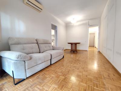 Apartment for Rent in Barcelona Napols - Casp