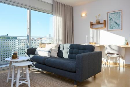 Inmueble de 50 m² con Balcón y Estilo en Montgat