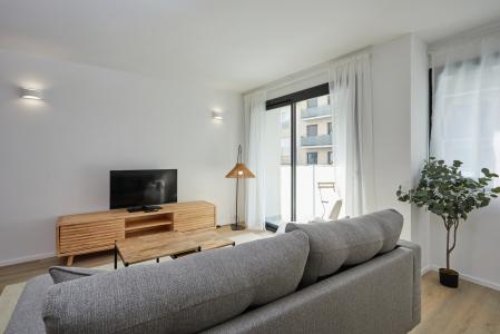 Apartment for Rent in Hospitalet Castelao - Gran Via 2 - Parking Opcional