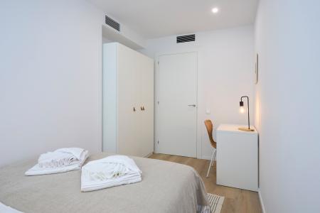 Apartment for Rent in Hospitalet Castelao - Gran Via 2 - Parking Opcional