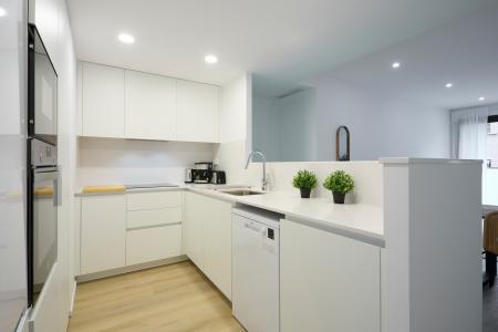 Apartment for Rent in Hospitalet Castelao - Gran Via 2 (min 3 Months)