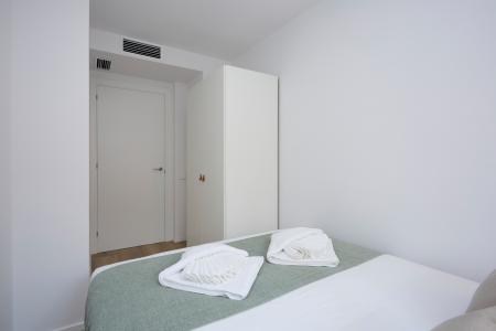 Apartment for Rent in Hospitalet Castelao - Gran Via 2 (min 3 Months)