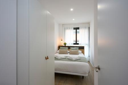 Apartment for Rent in Hospitalet Castelao - Gran Via 2 (min 3 Months)