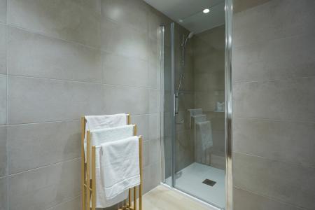 Propiedad en Hospitalet con Terraza y 3 Habitaciones