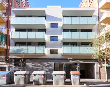 Propiedad en Hospitalet con Terraza y 3 Habitaciones