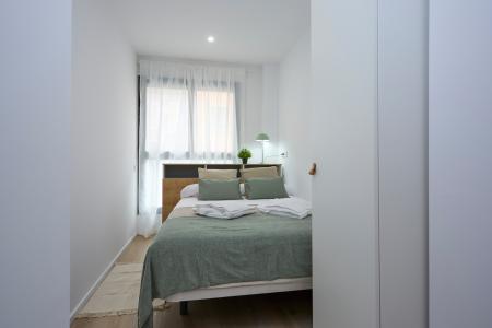 Propiedad en Hospitalet con Terraza y 3 Habitaciones